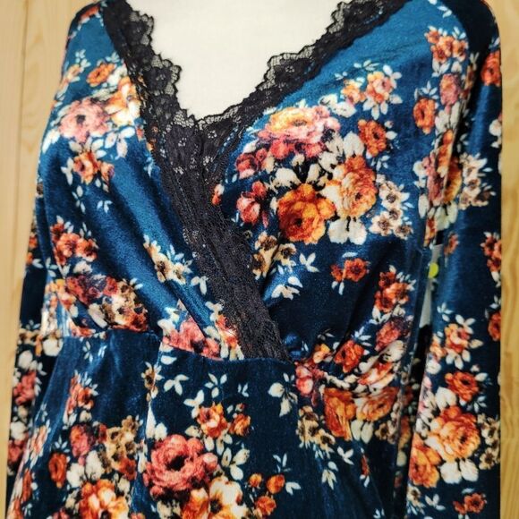 Pro Blue velour blouse - Picture 5 of 10